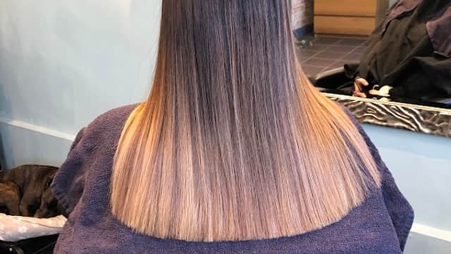 The Lounge - Hair Salons in dewsbury