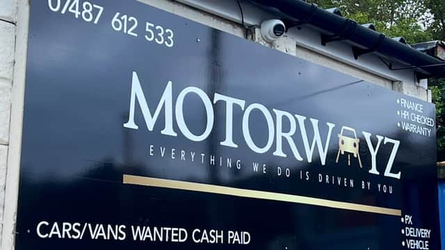 M R Cars - Car Dealers in batley