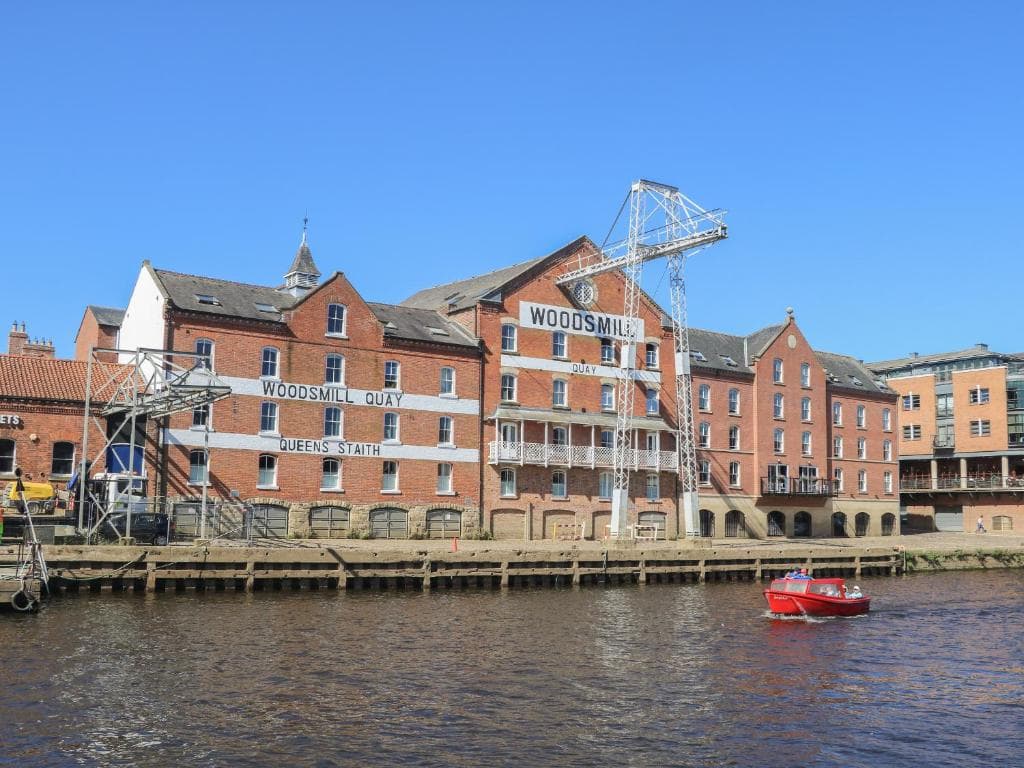 12 Woodsmill Quay