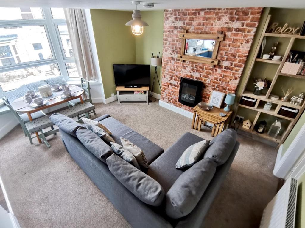 Driftwood Apartment