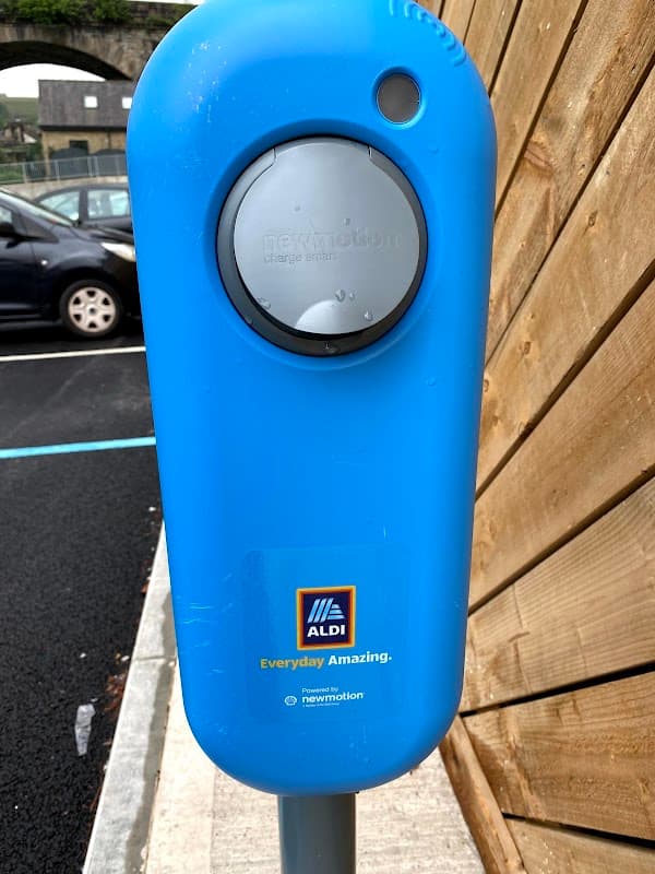 Community by Shell Recharge Charging Station