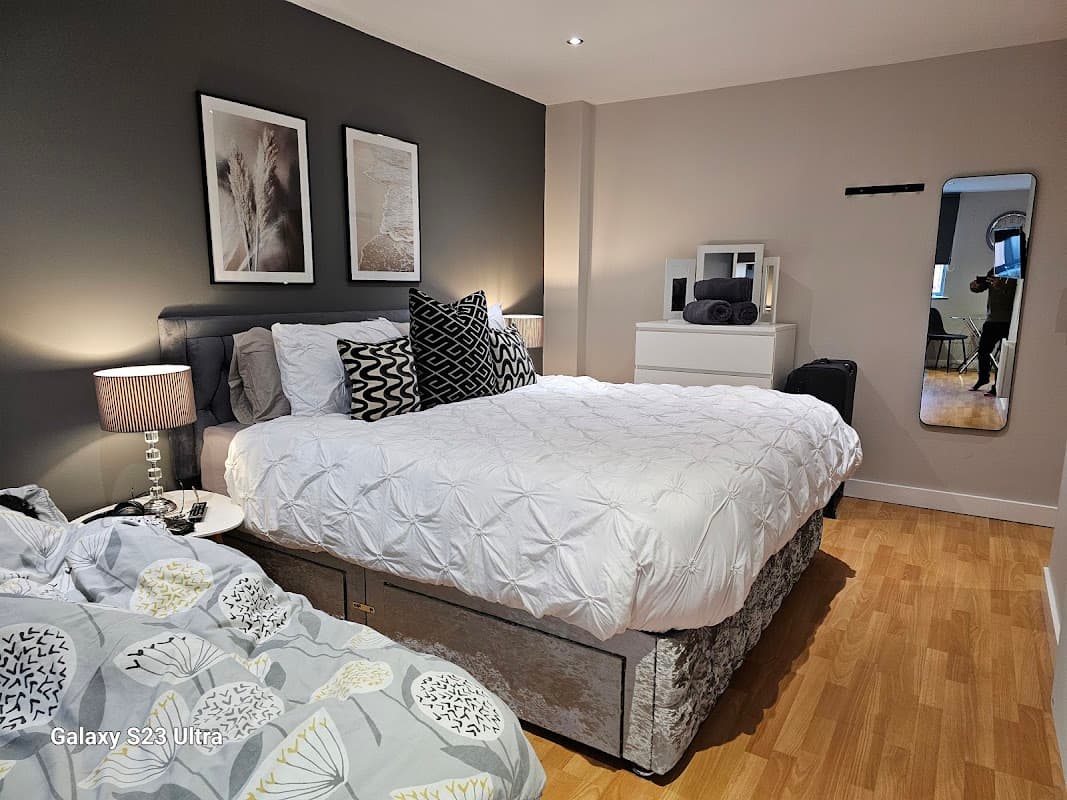 West One Aspect - City Apartment With A View