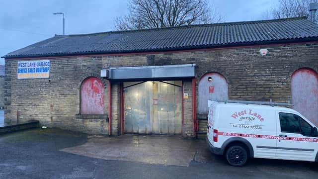 West Lane Garage - Garages in exley