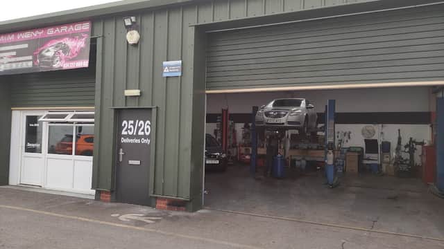 M & M WENY GARAGE DONCASTER - Garages in doncaster