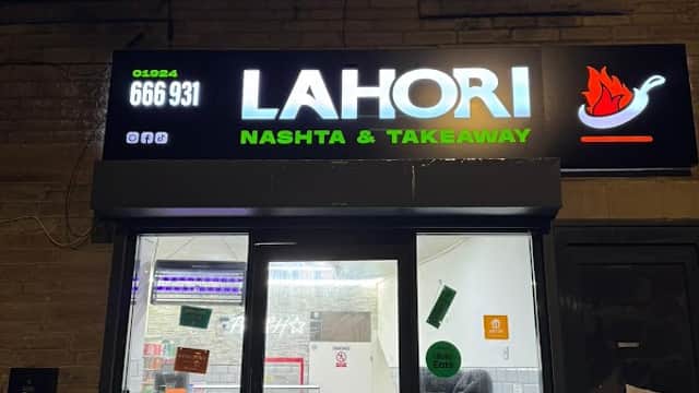 Dining at Lahori Nashta and takeaway in heckmondwike
