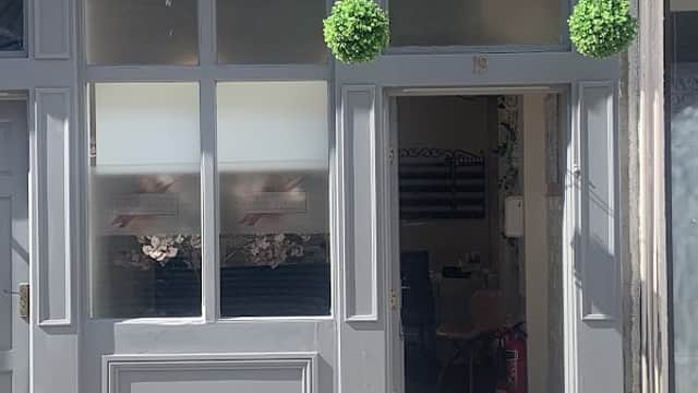 Sister sister nails, hair and beauty - Beauty Salons in selby