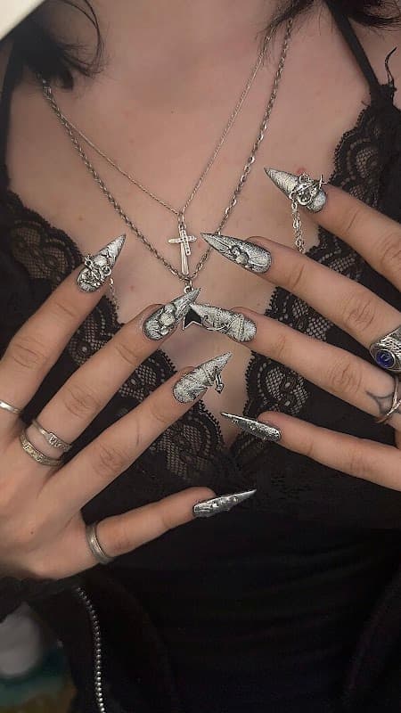 Nails by Nade