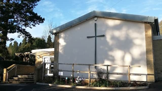 Oakworth Methodist Church - Churches in cross roads