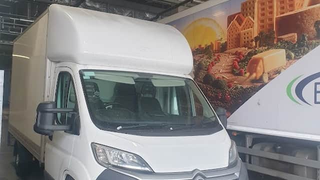 Mkb couriers and removals - Removal Companies in hull