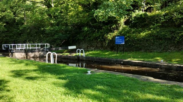 Long Lees Lock - Picnic Areas in exley