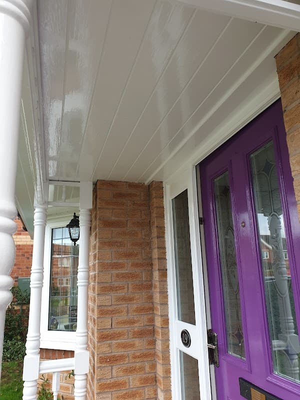 LJ Kelly decor & maintenance