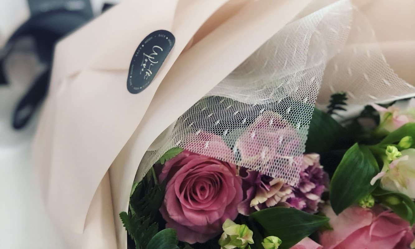Moon & Back Floral Design Studio - Florist