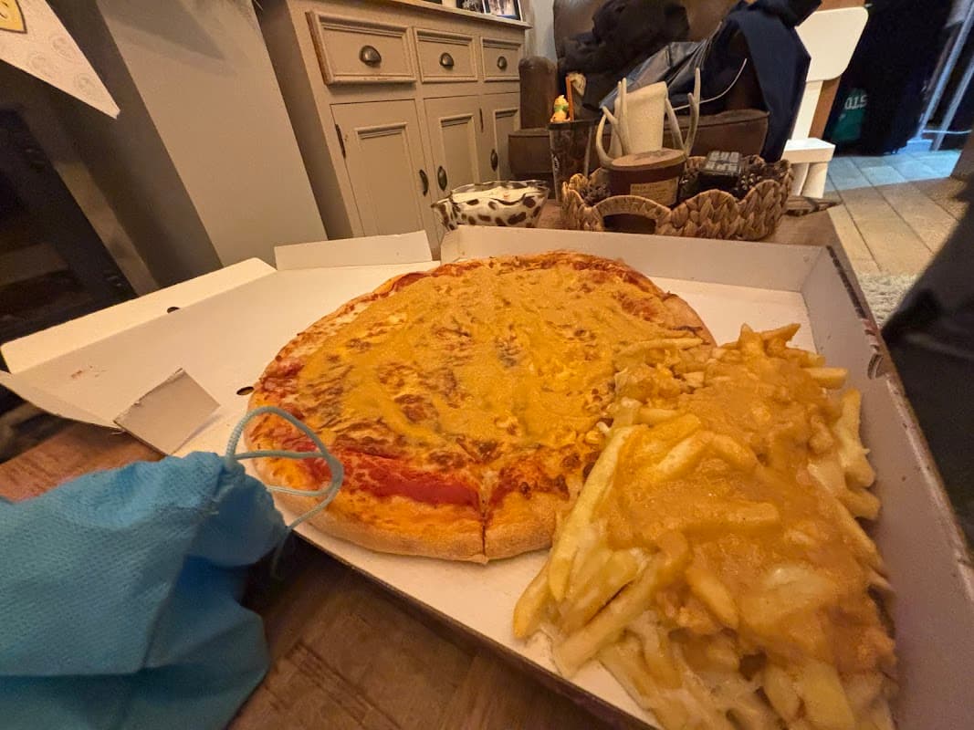 Saz Pizza & Balti House