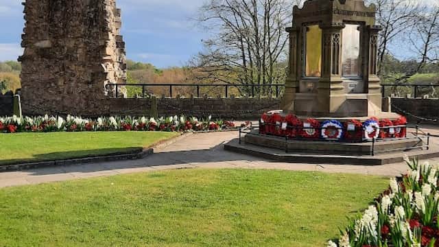 War Memorial - War Memorials in knaresborough