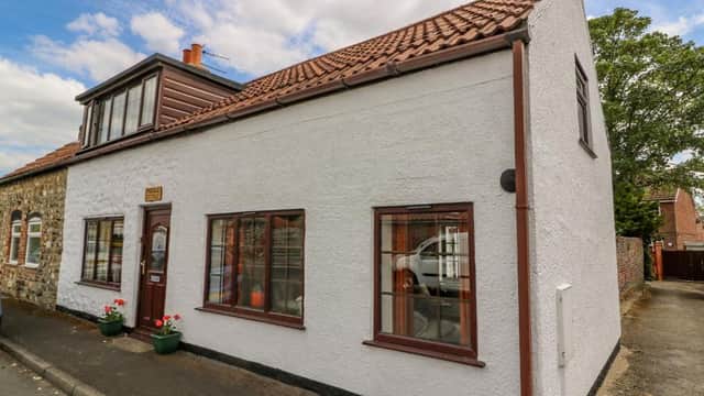Accommodation at Rhodale Cottage in barmston