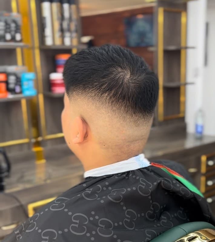 Class Cuts Barber