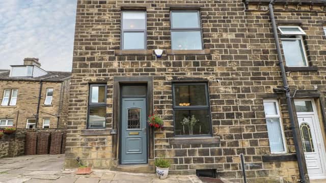 Accommodation at Emerald Cottage in keighley