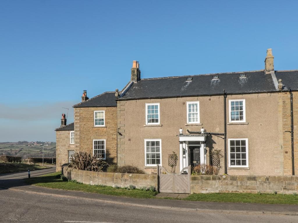 Sneaton Hall Apartment 4, Whitby