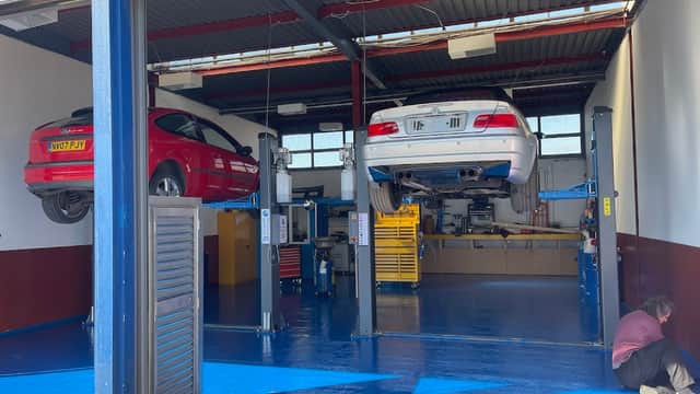 KNCUSTOMS LTD - Garages in darnall