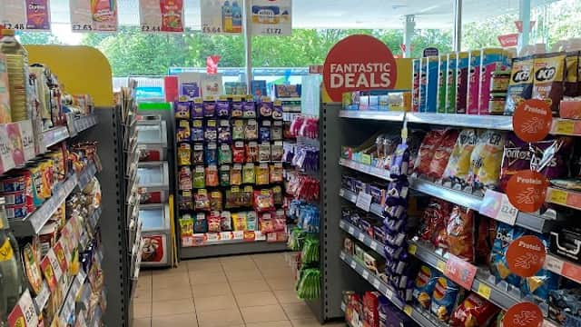Londis - Corner Shops in colton