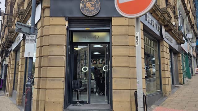 Deja vu barbers - Barbers in bradford