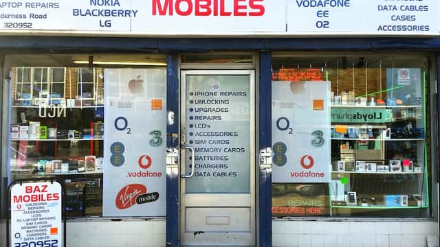 Baz Mobiles - Phone Shops in hull