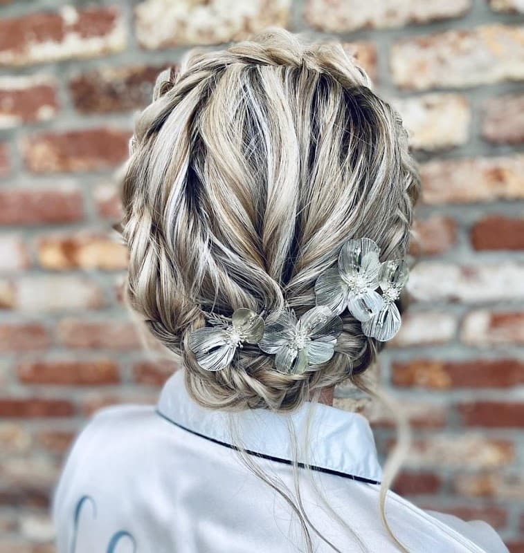 Novia Beauty and Hair Specialists