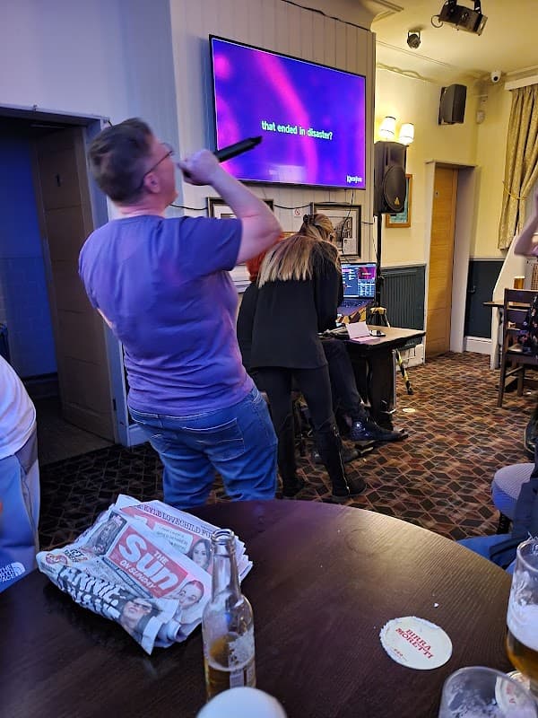Woodman Pub