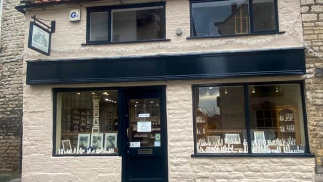 Hares and Hedgerows - Jewellers in pickering