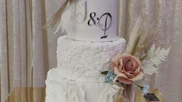 Fusionz Patisserie - Bakers in dewsbury