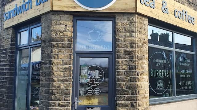 Cafe Cafe 121 in penistone