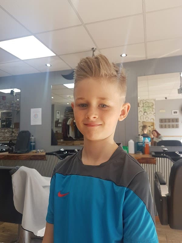 King & Captain Barbershop