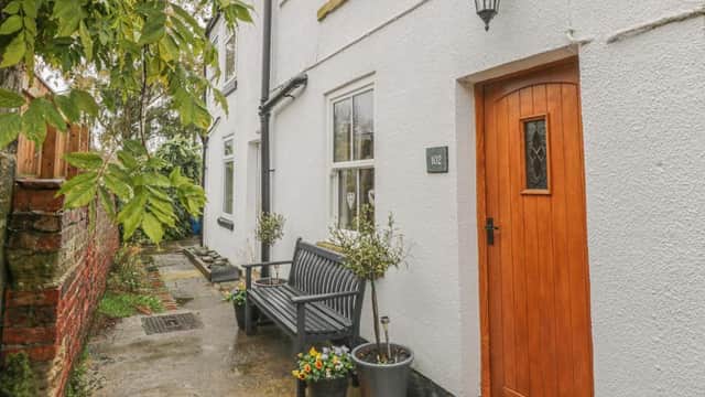 Accommodation at Chuckle Cottage in swainby