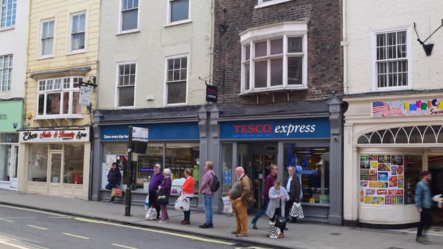 Bus Stop at Low Ousegate (Stop TE) - Bus Stops in york