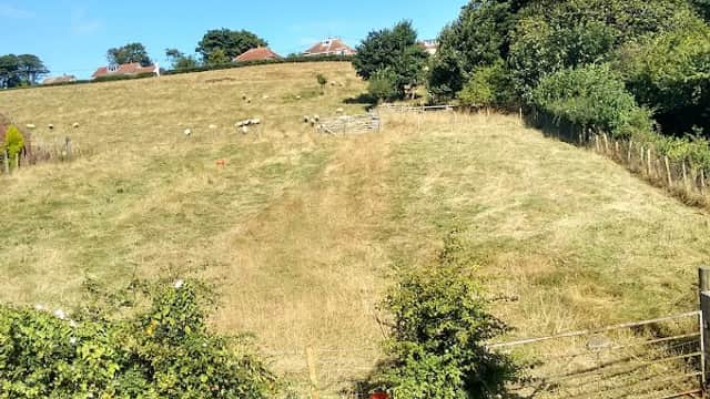 Lisnacrieve - Guest House in robin hoods bay