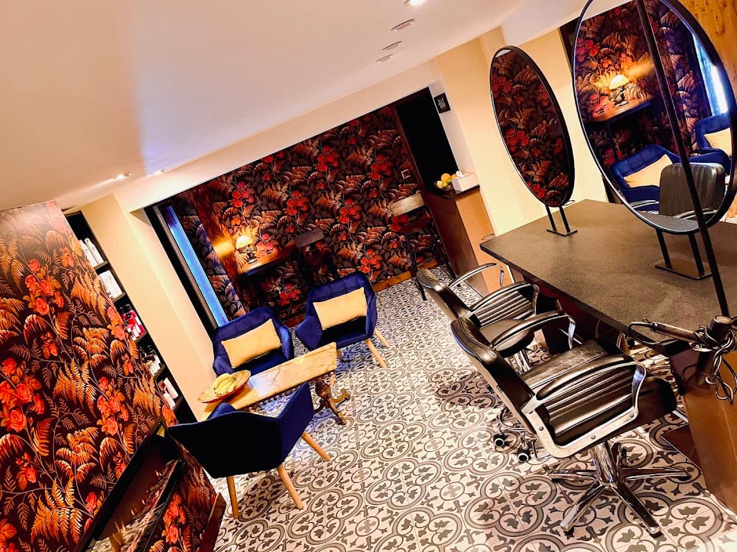Priestley’s Salon