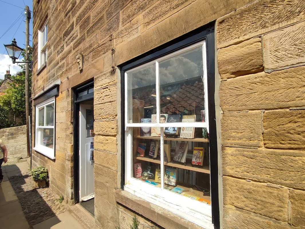 Robin Hoods Bay Bookshop
