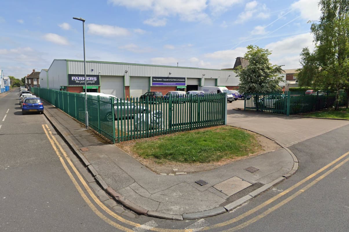 Parkers "The Parts People" (Hull)