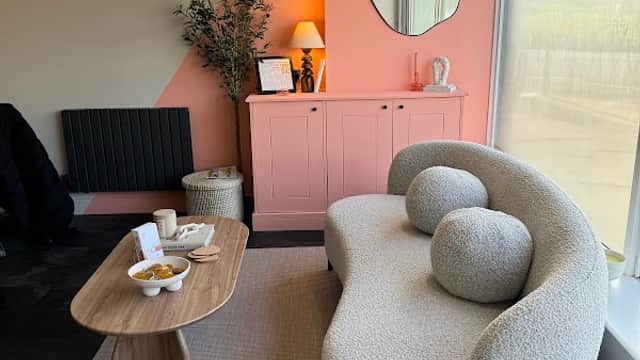Cavál Studio - Beauty Salons in greenhill