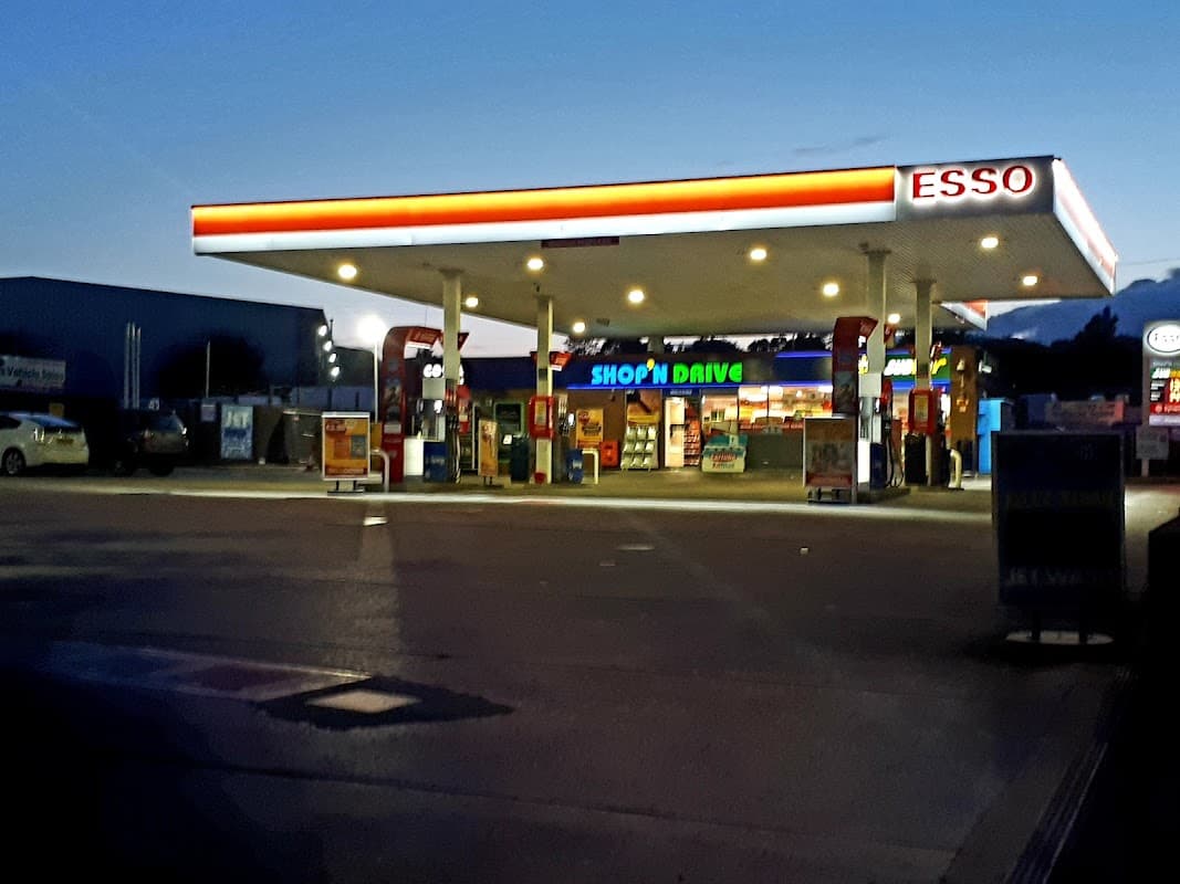 Esso Rontec Shop & Drive