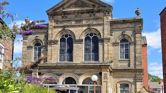 Toll Gavel Church - Churches in beverley