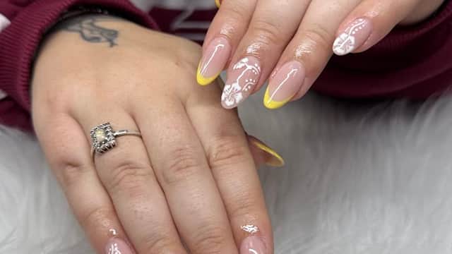 Pamela Nails & Beauty - Nail Salons in killingbeck