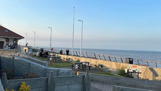 Bus Stop at Hornsea Marine Drive - Bus Stops in hornsea