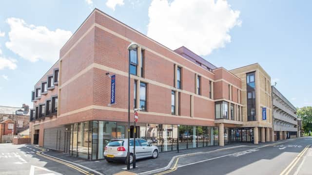 Travelodge Harrogate West Park