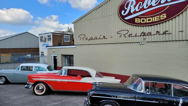 Roberts Motor Bodies - Garages in darnall