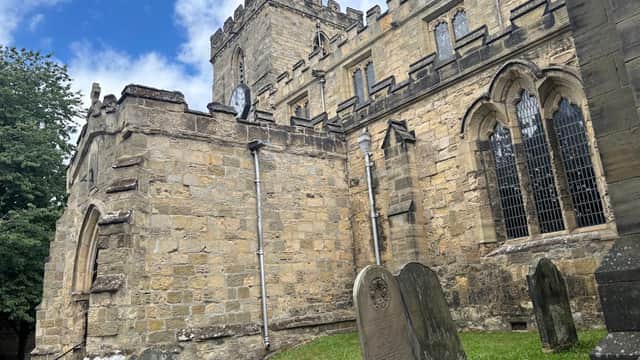 Pickering (Ss. Peter And Paul) Churchyard - Cemeteries in pickering