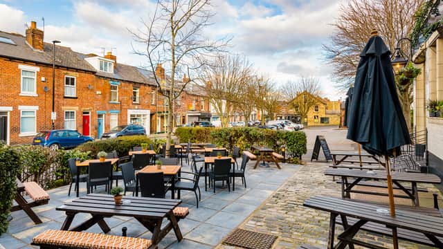 Food & drink at The Lescar in nether edge