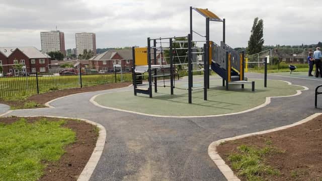 Seacroft Gardens Playground - Playgrounds in killingbeck