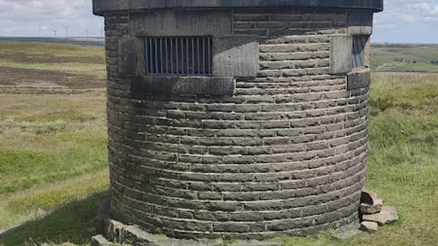 Midgley Moor Ventilation Shaft - Historic Site in chiserley