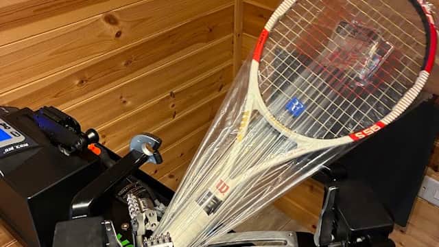 Stringing HUB Doncaster 🎾TENNIS🏸BADMINTON and SQUASH/RACKETBALL Racket Stringing and Servicing - Sports Shops in doncaster